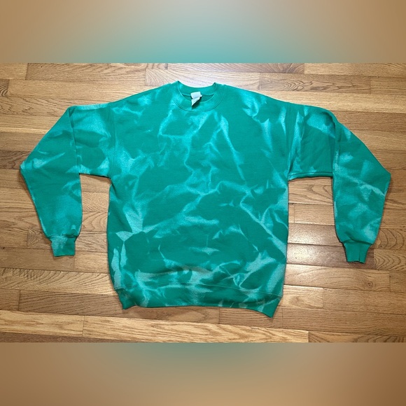 Hanes Other - Hanes Crewneck - Bleach Dye EcoSmart Sweatshirt - Women’s Large - Green - GUC